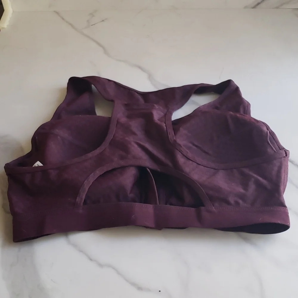Junlan Women Zip Front High Impact Sports Bra in Maroon Size M